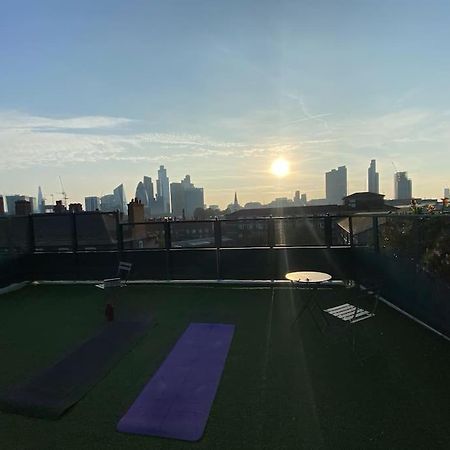 Luxury Artistic 2 Bedroom W/Balcony-Great Location Central Londres Extérieur photo