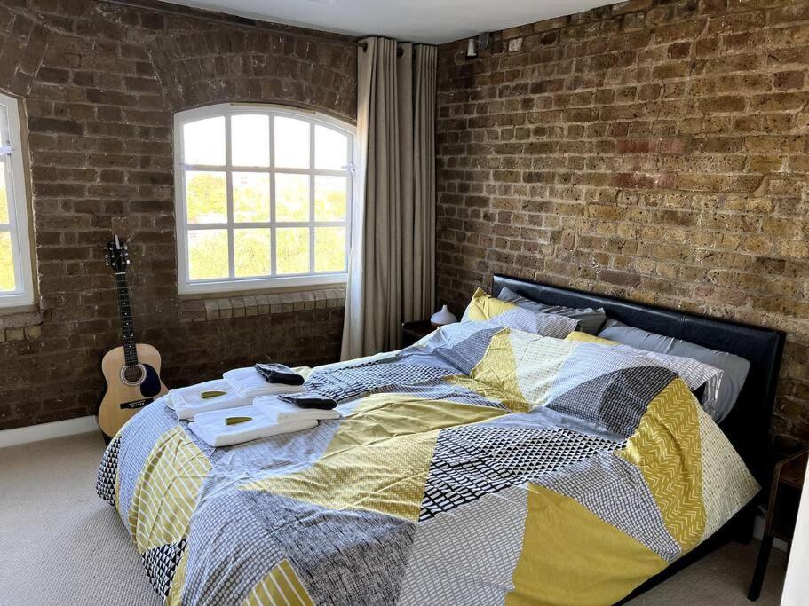 Luxury Artistic 2 Bedroom W/Balcony-Great Location Central Londres Extérieur photo